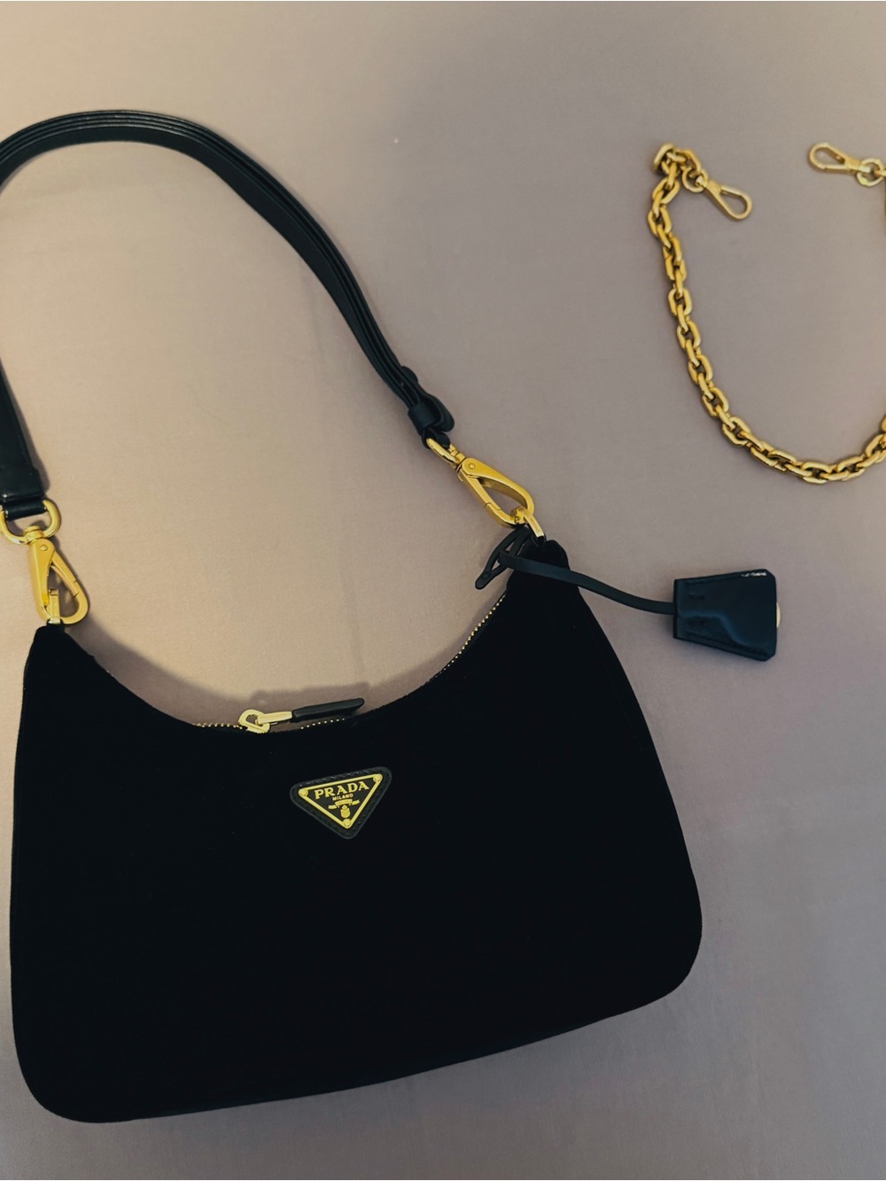 Prada Re-Edition Mini Velvet Bag - Picture 5 of 14